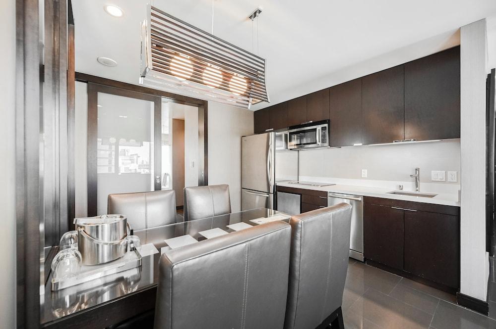 StripViewSuites at Vdara photo 35
