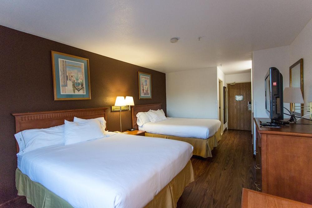 Vagabond Inn Executive - Green Valley photo 5