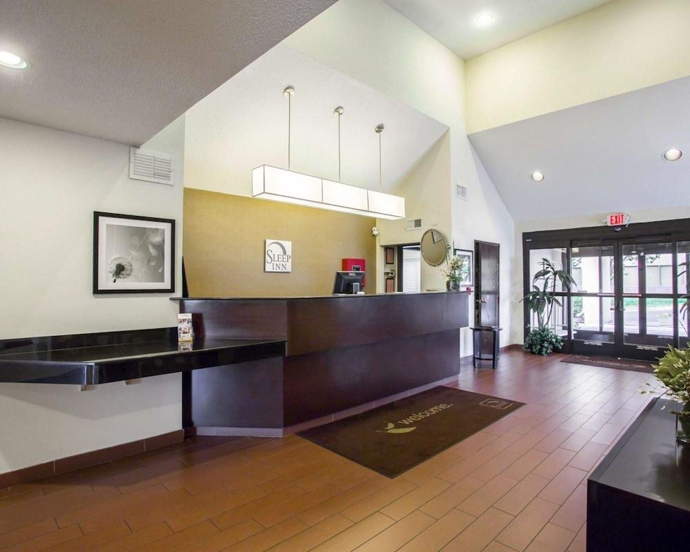 Sleep Inn Nashville Downtown Opryland Area photo 4