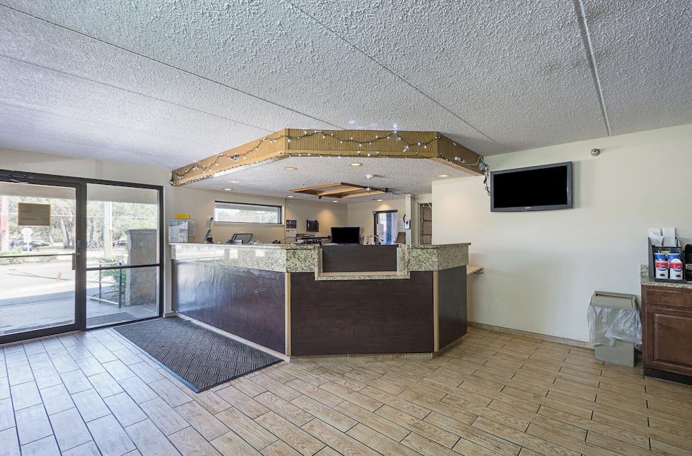 BAY INN photo 10