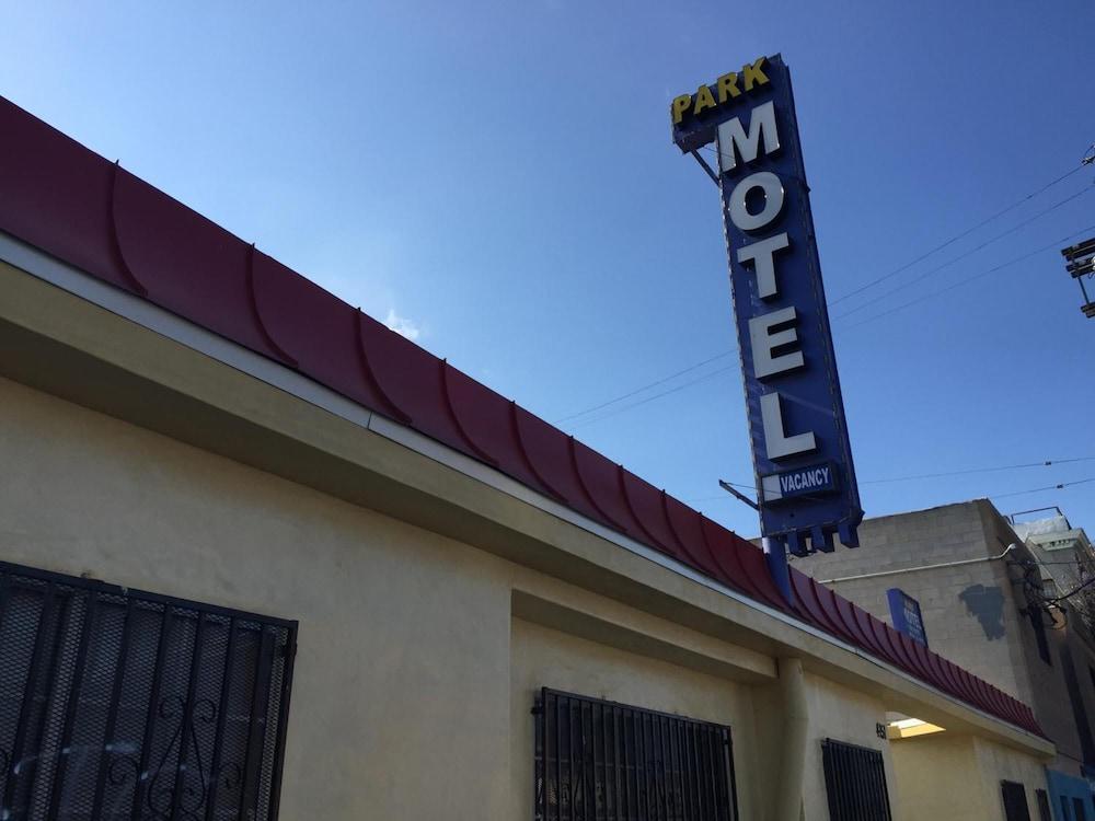 Park Motel photo 25
