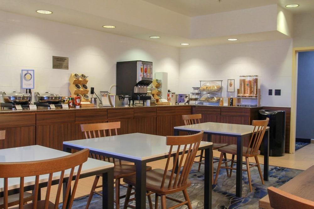 Fairfield by Marriott Kalamazoo West photo 31