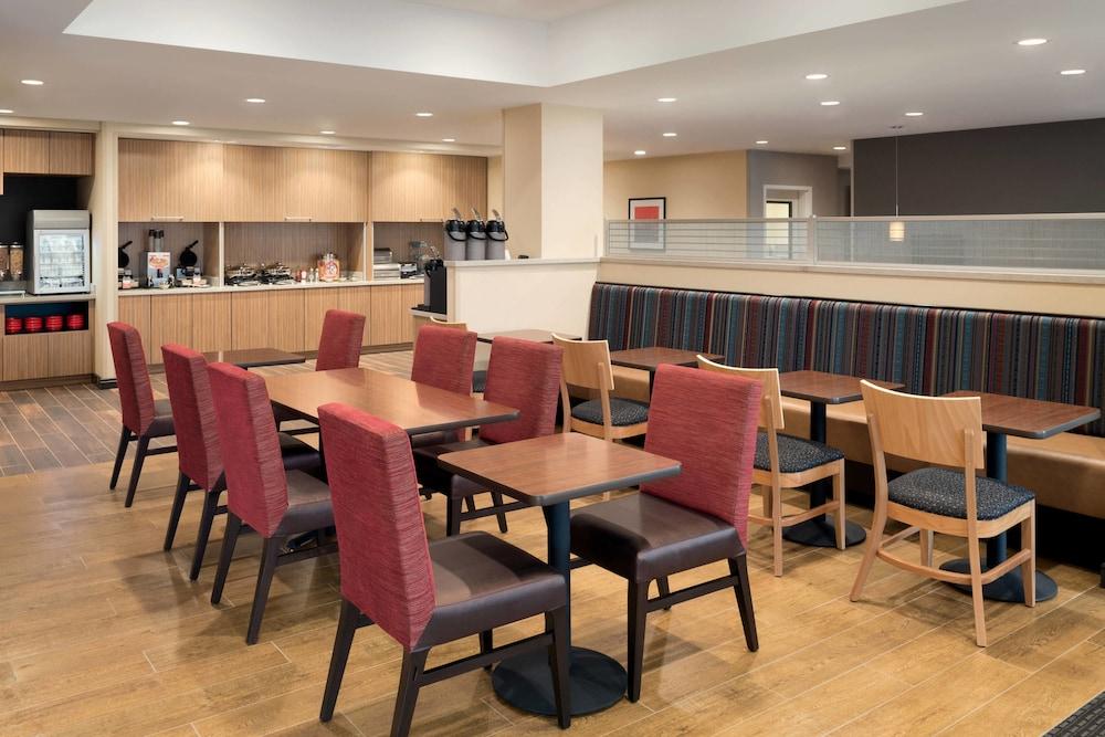 TownePlace Suites by Marriott Minooka photo 16