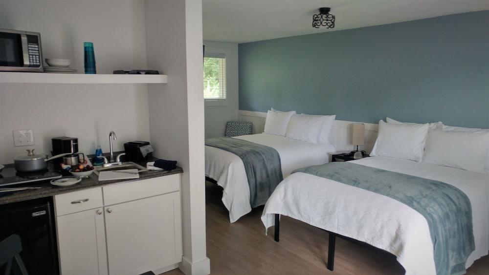 Lake Wentworth Inn photo 7