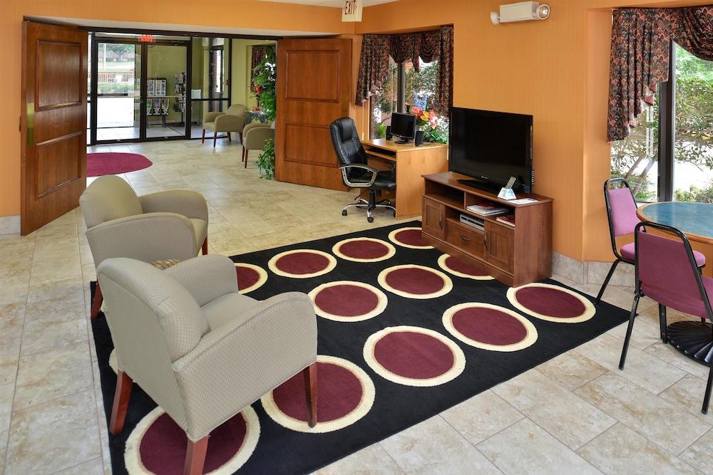 Americas Best Value Inn & Suites Sheridan photo 2