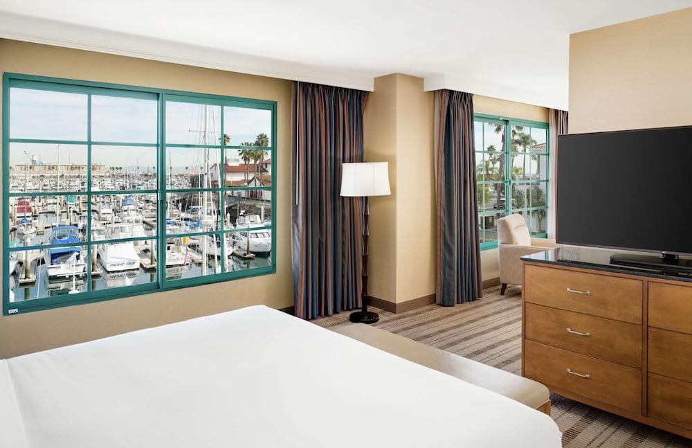 DoubleTree by Hilton San Pedro - Port of Los Angeles photo 9