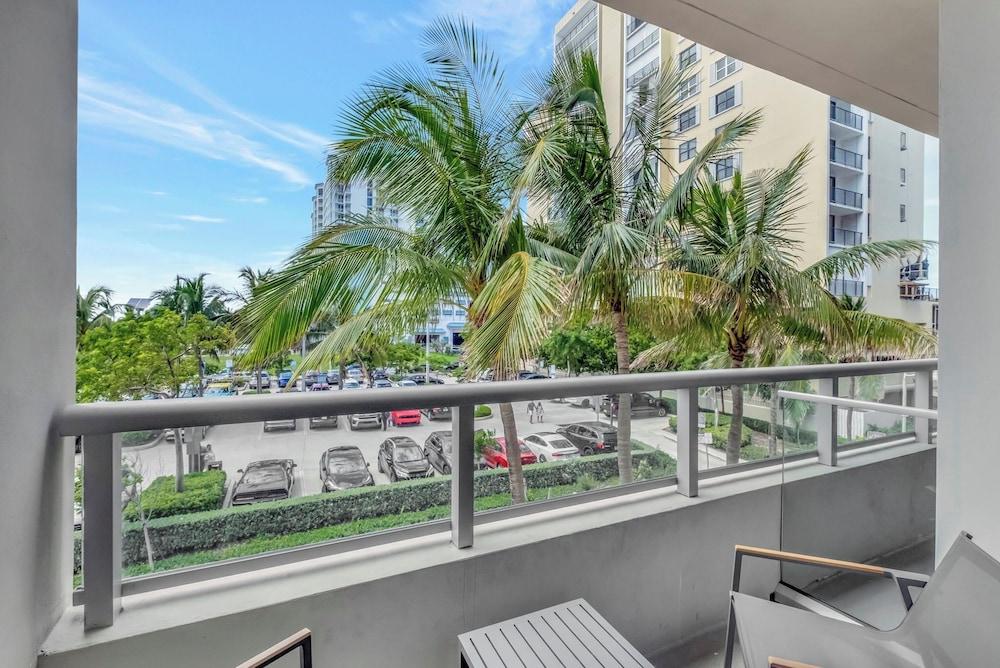 Ocean Oasis Costa hollywood photo 2