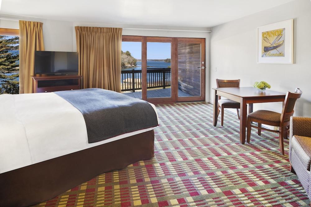 Ocean Gate Resort photo 65