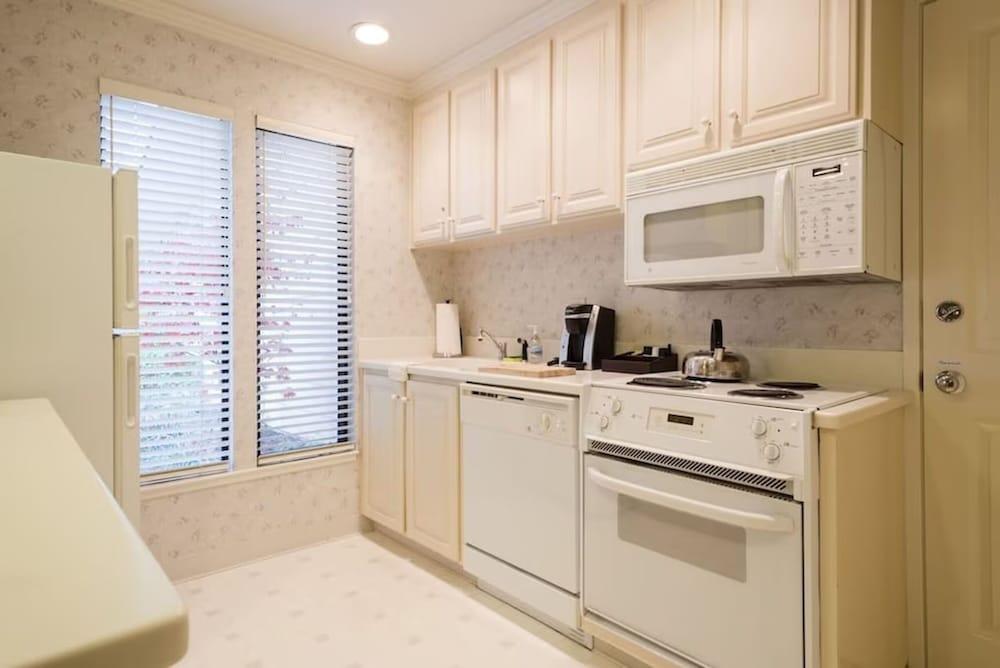 The Napa Residences photo 71