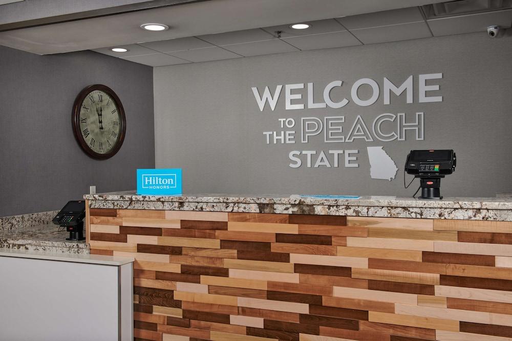 Hampton Inn Atlanta NW Cumberland photo 4
