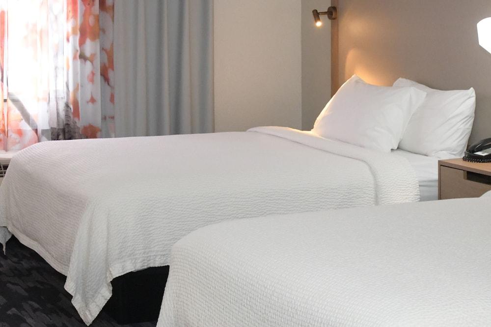Fairfield by Marriott Mt Pleasant photo 34