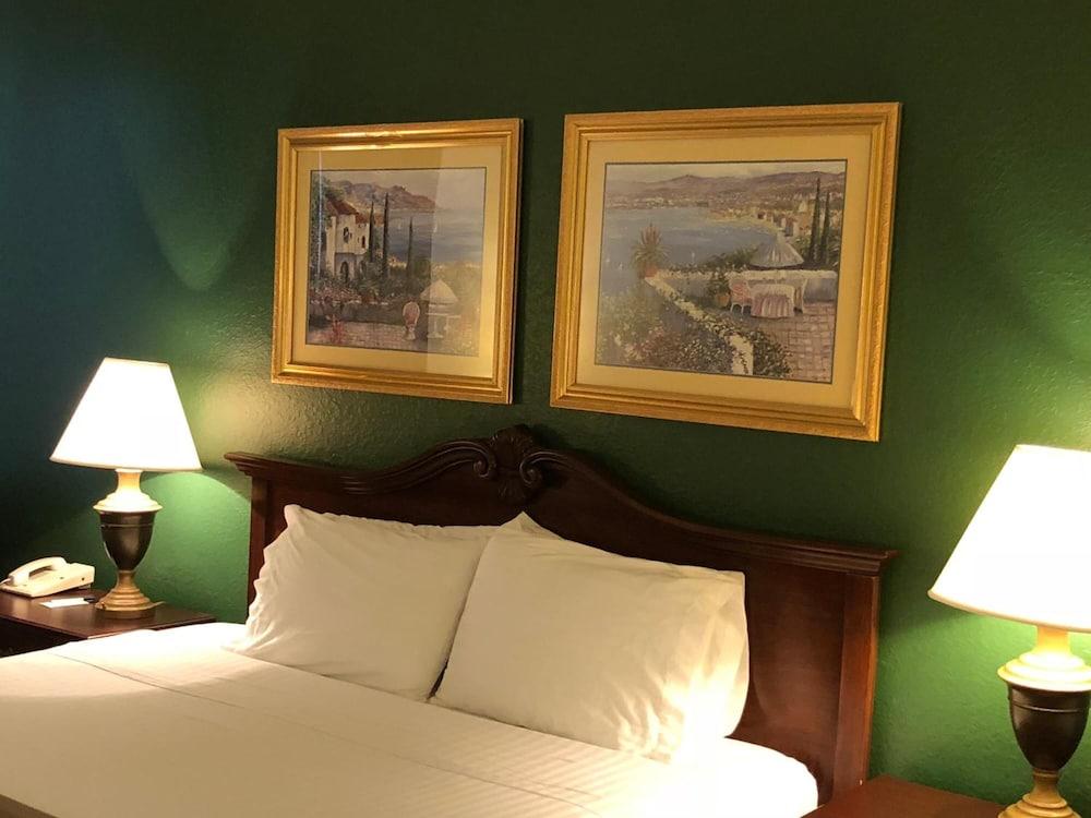 Ruskin Inn Hotel photo 23