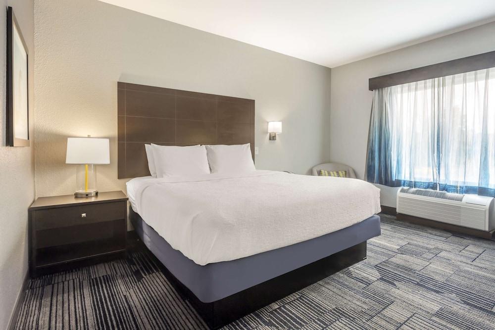Best Western Plus Columbia Inn photo 27