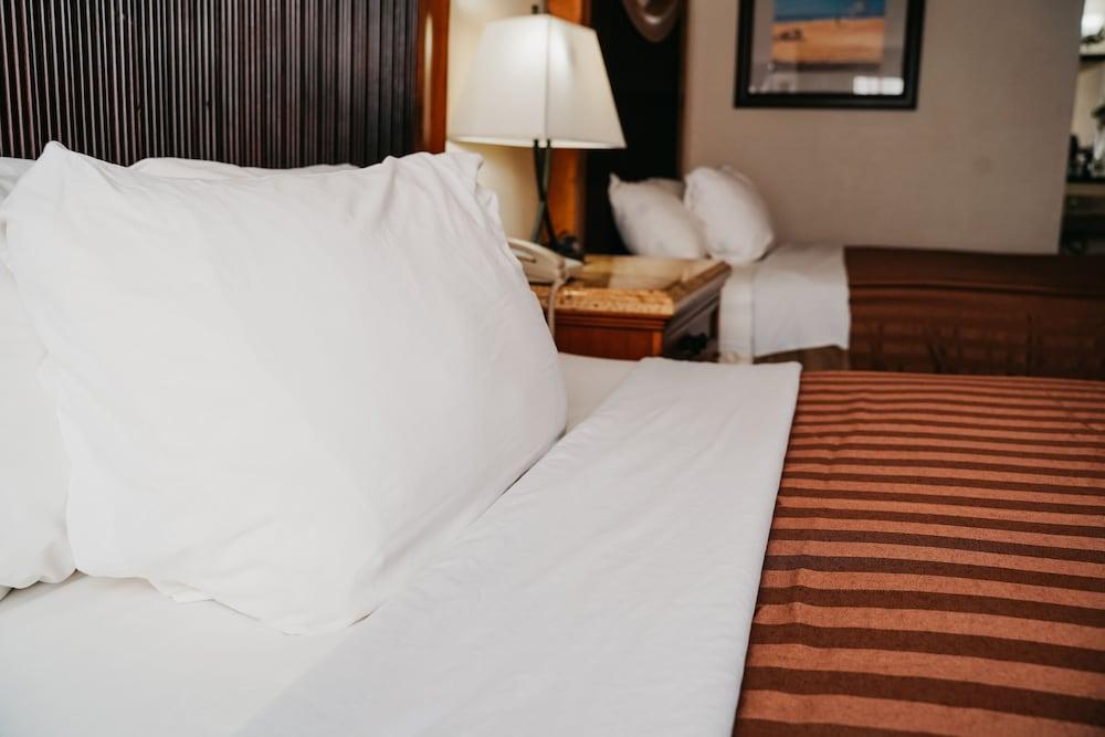 Hotel Bluestone photo 5