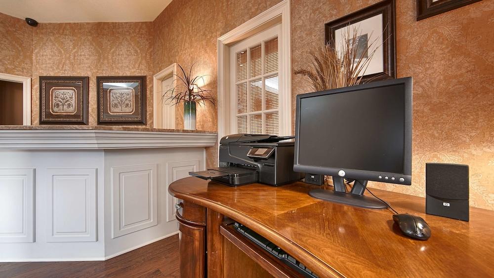 Best Western Suites photo 18