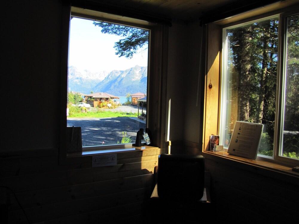 Angels Rest on Resurrection Bay LLC photo 88