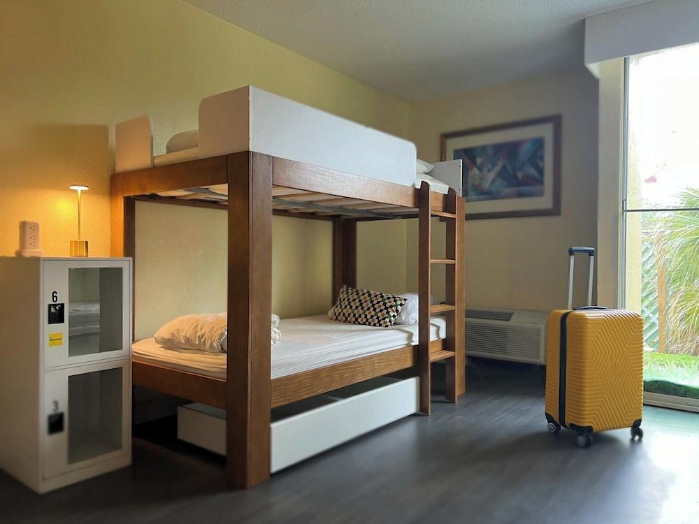 Bposhtels Scottsdale photo 30