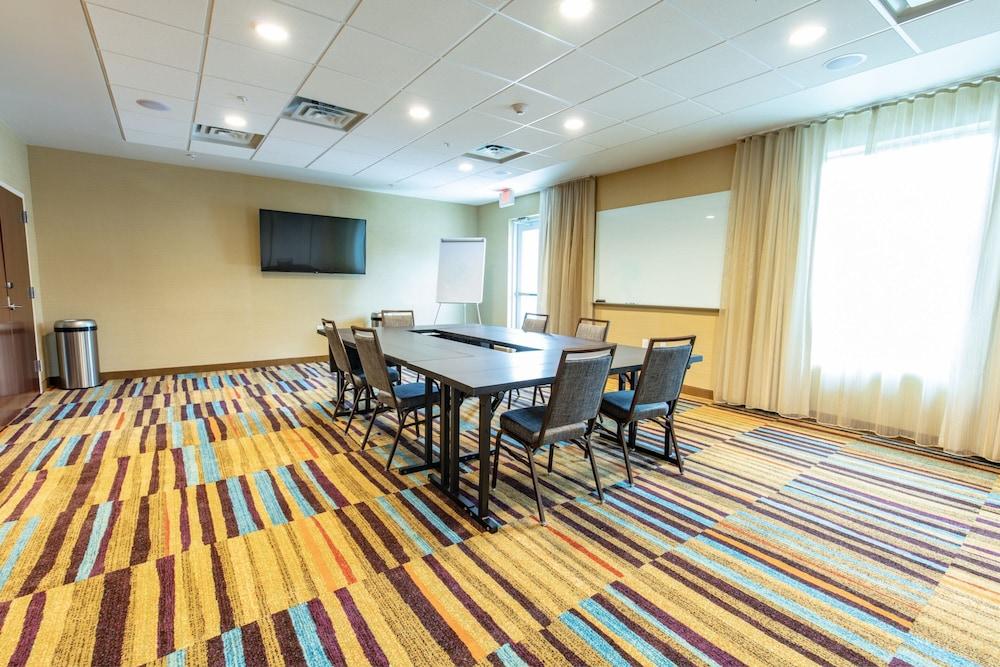 Fairfield Inn & Suites by Marriott Atlanta Woodstock photo 30