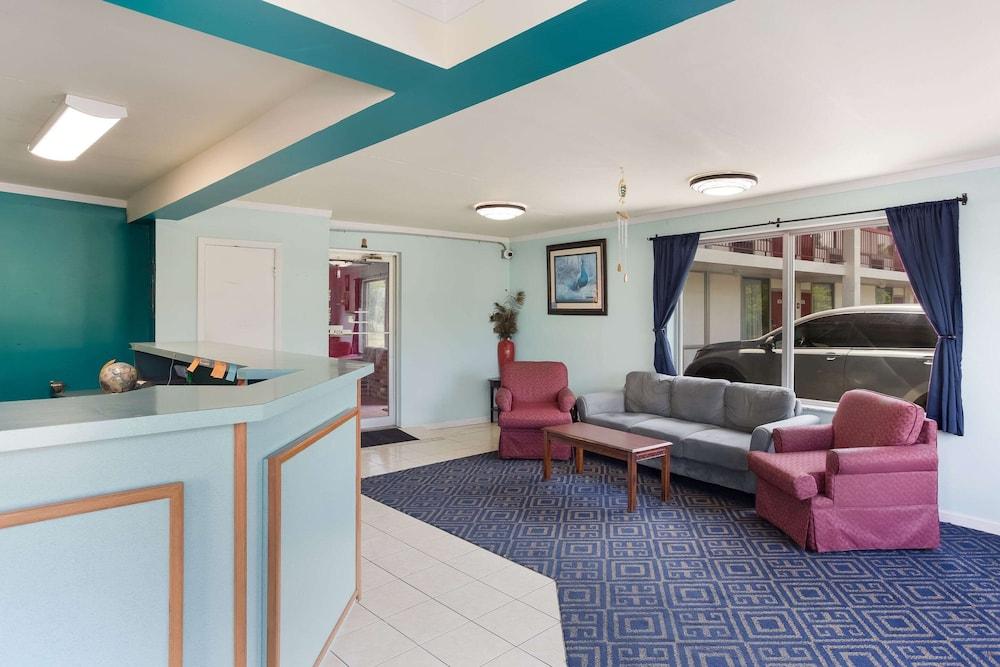Rodeway Inn South Point photo 6