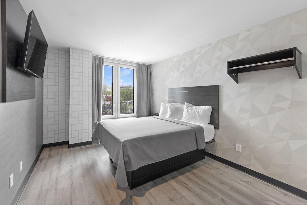 Hotel 365 Bronx photo 6