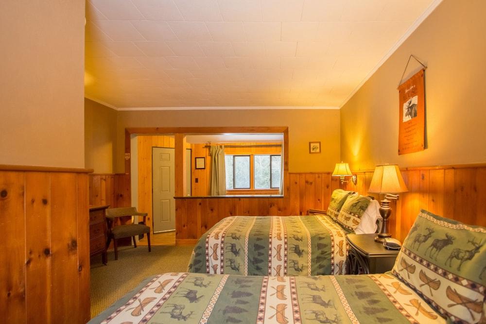 ADK Trail Inn photo 18