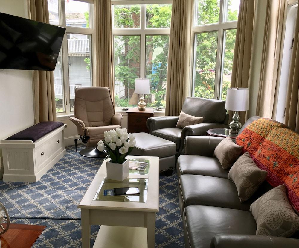 Camden Riverhouse Hotel photo 44