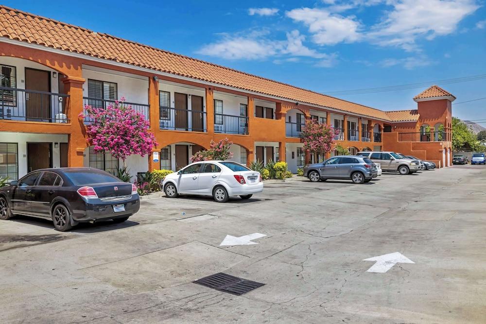 Econo Lodge Moreno Valley photo 30