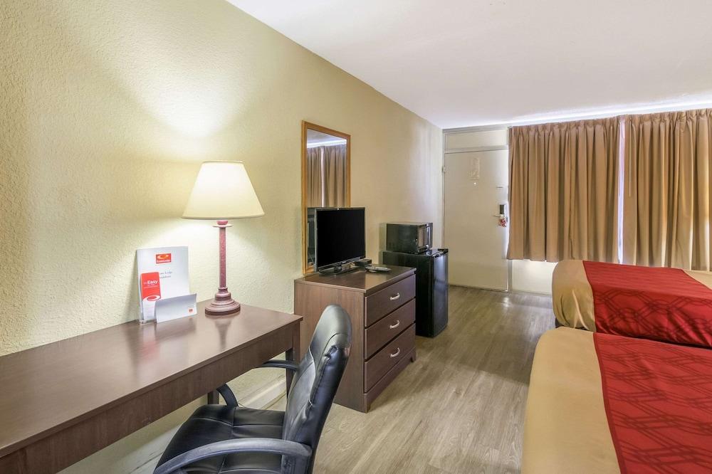 Econo Lodge Andalusia photo 45