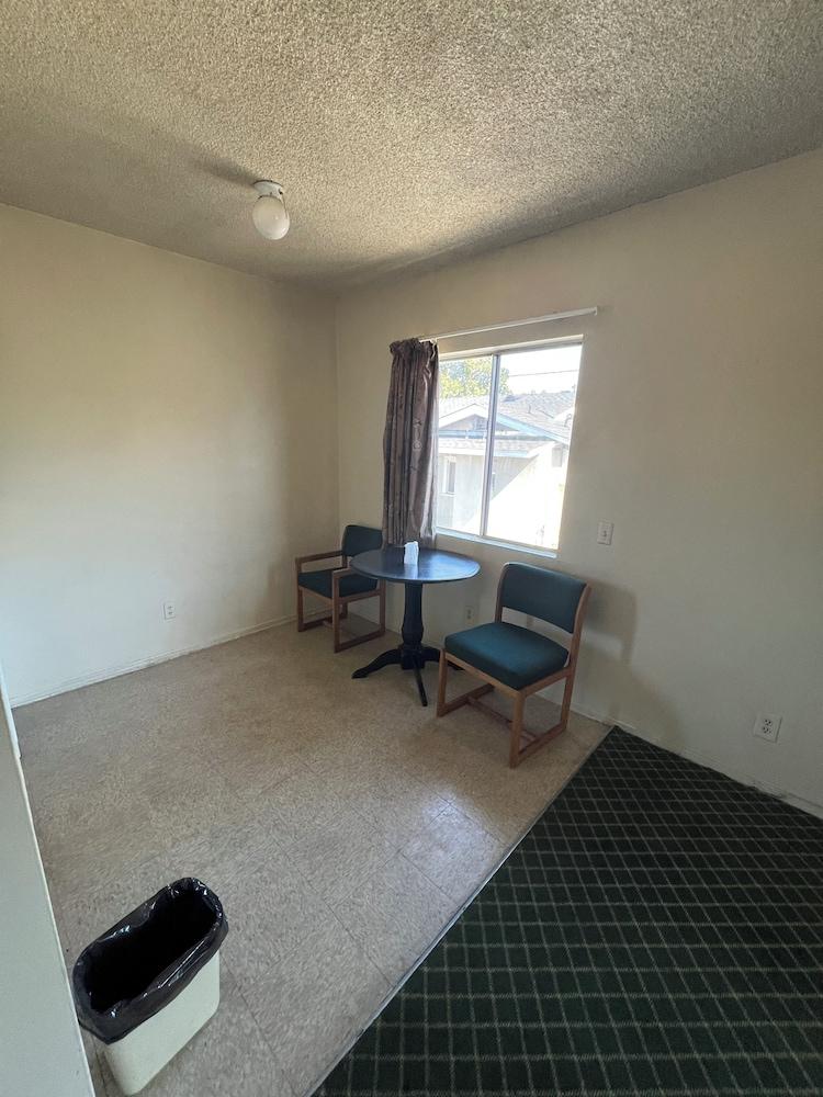 York Motel photo 11