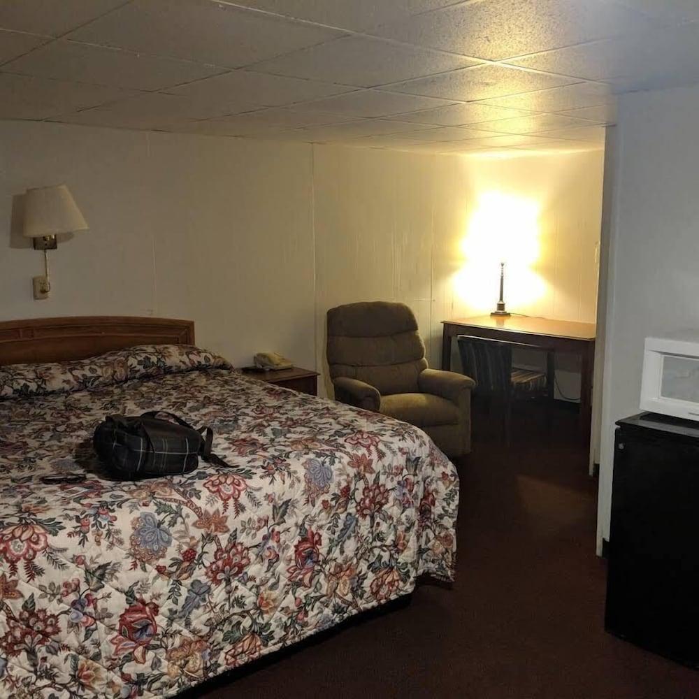 Oak Park Motel photo 2
