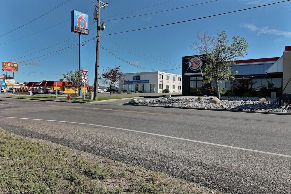 Park Inn by Radisson, Fargo West Acres photo 14