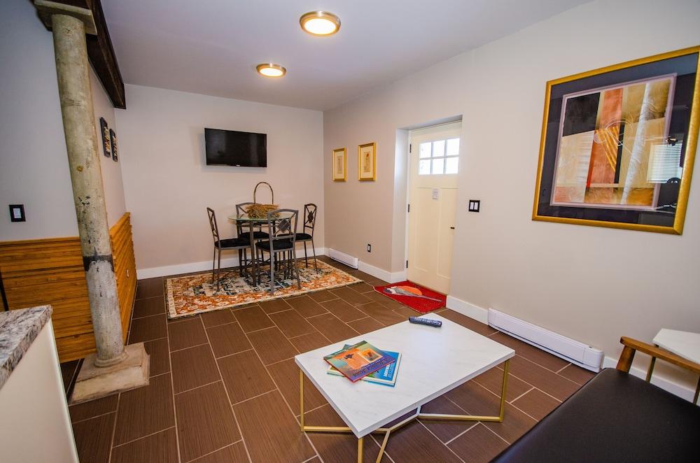 Tobacco Warehouse Inn photo 15