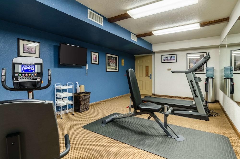 Quality Inn & Suites Winfield photo 34