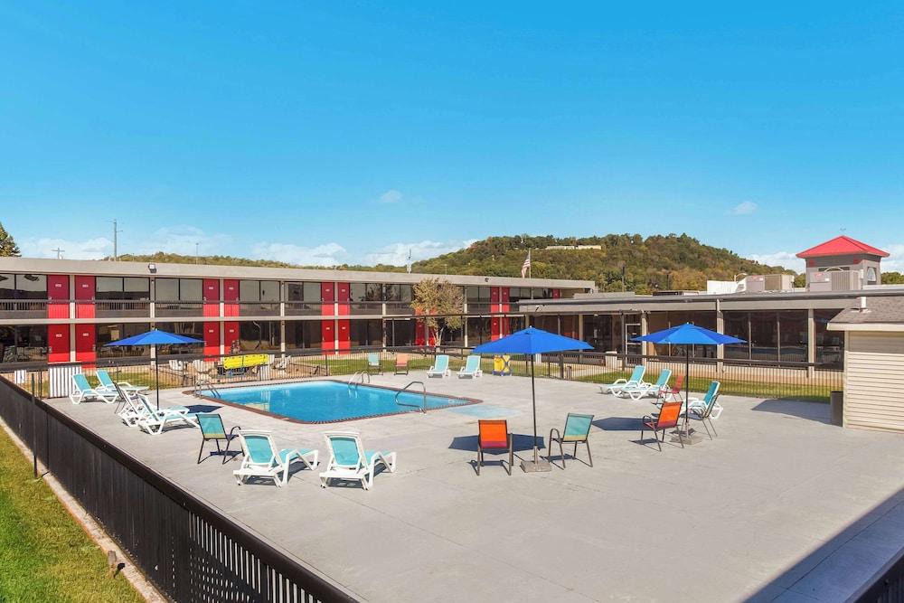 Econo Lodge Cave City photo 25