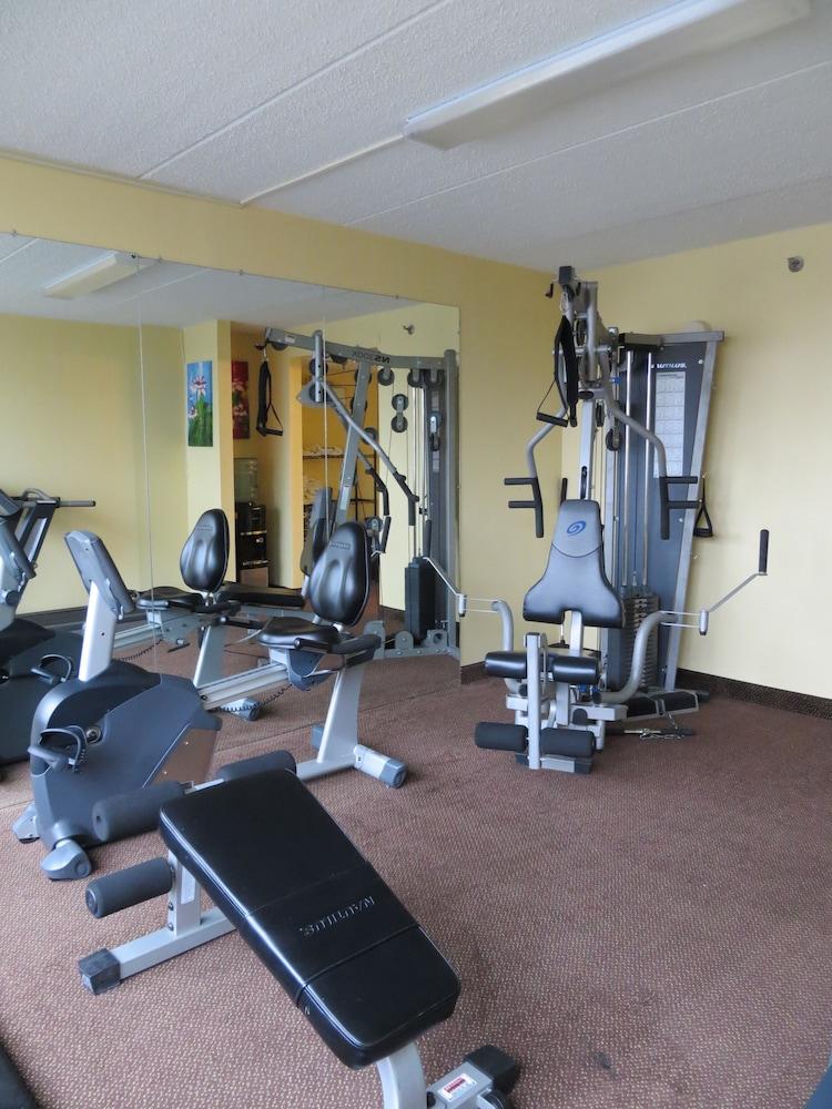 Days Inn by Wyndham Syracuse photo 28