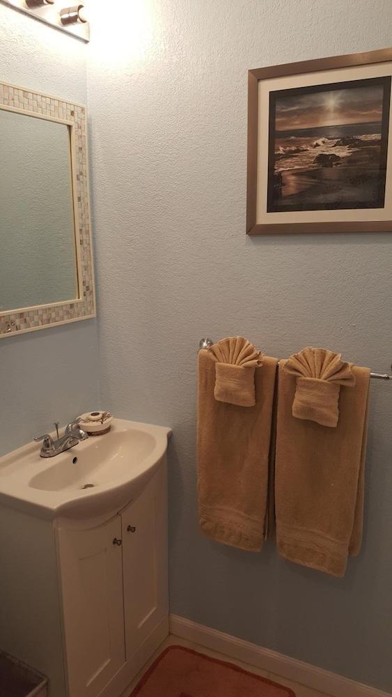 Island's End Resort photo 44