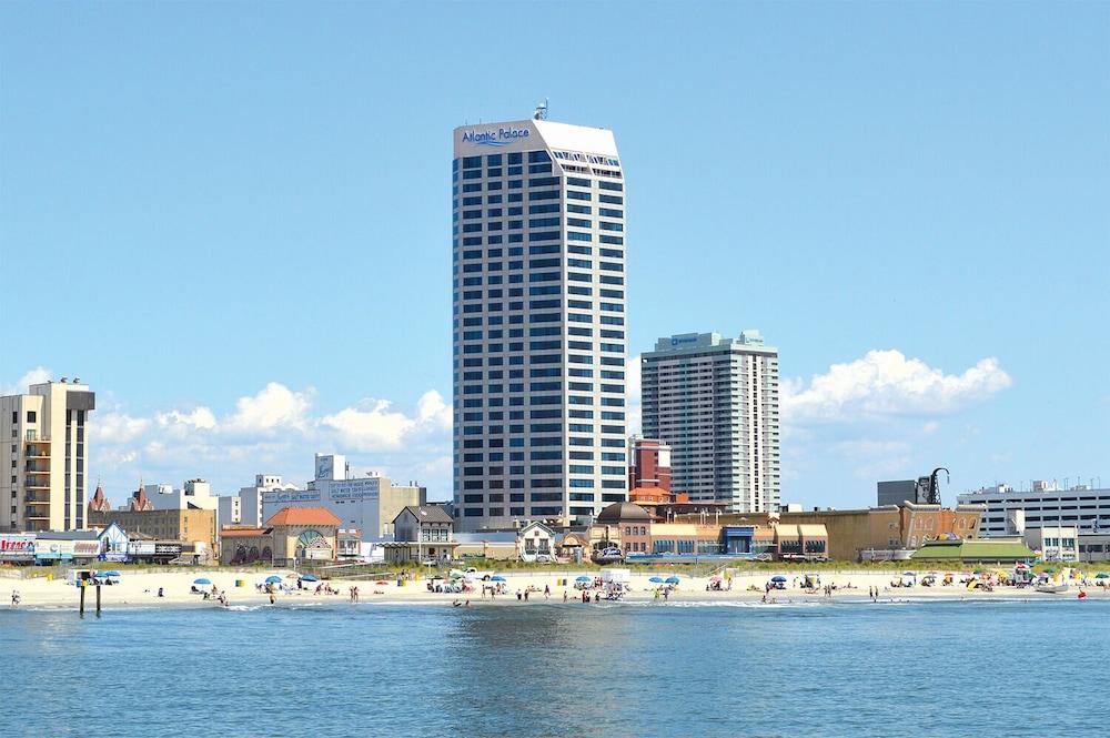 Boardwalk Resorts Atlantic Palace photo 27