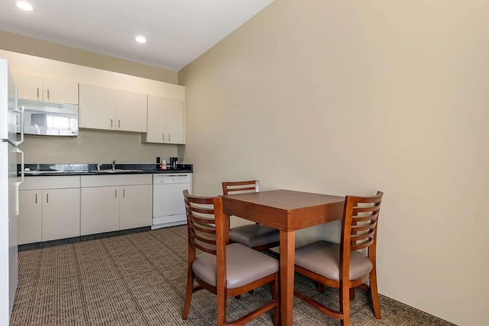 Comfort Inn & Suites Orangeburg photo 6