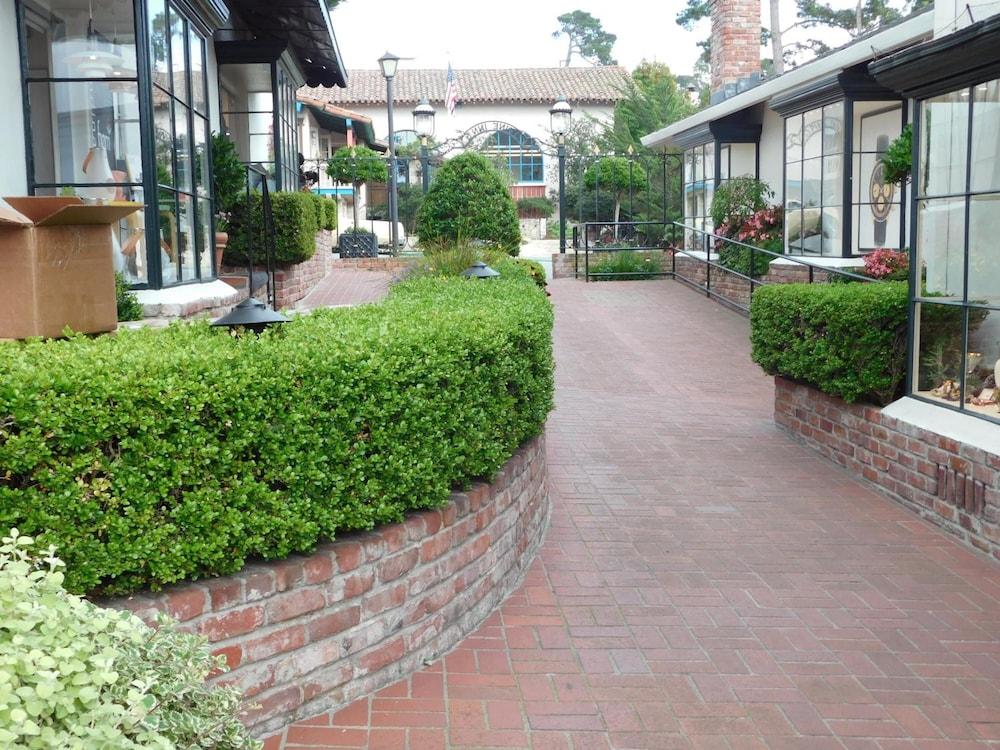 Pine Inn photo 29