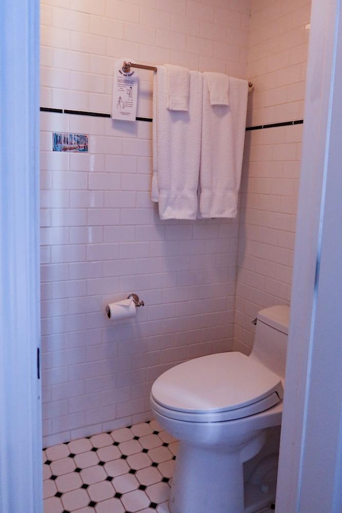 Chalfonte Hotel photo 42