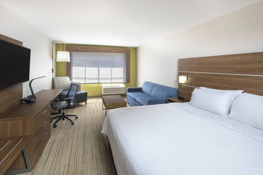 Holiday Inn Express & Suites Phoenix East - Gilbert by IHG photo 6