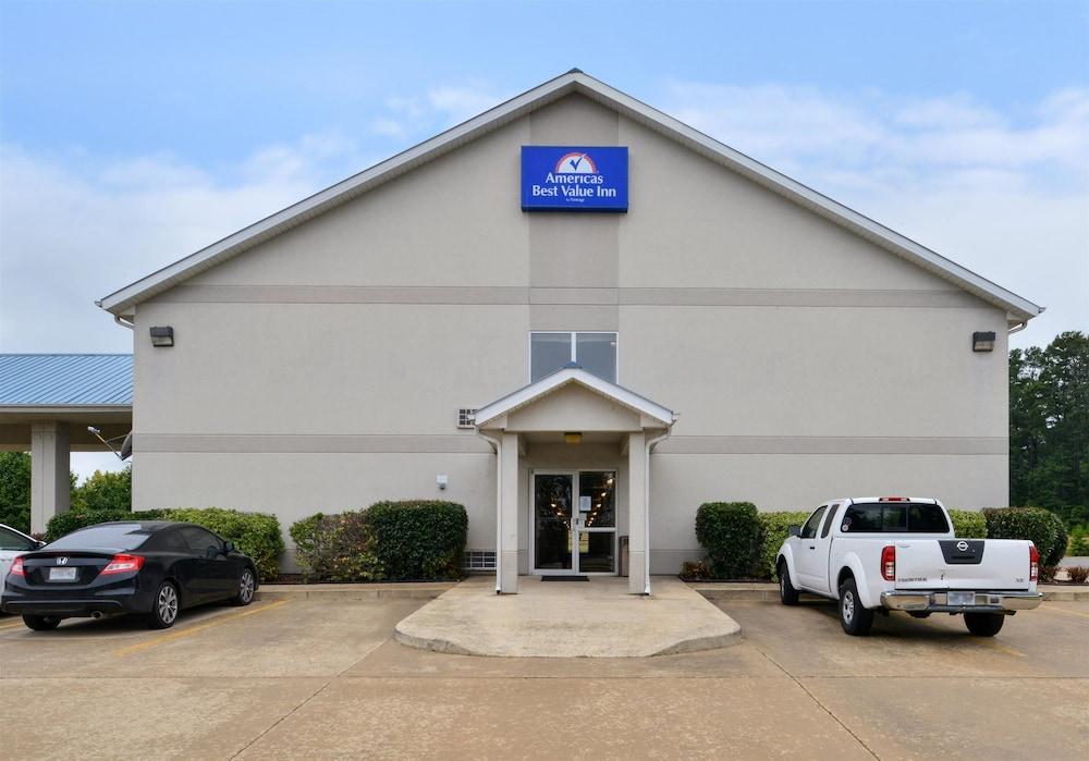 Americas Best Value Inn Smackover photo 4