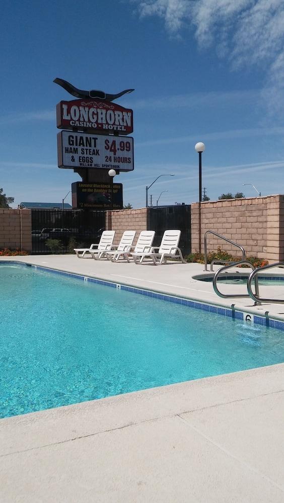 Longhorn Casino & Hotel photo 7