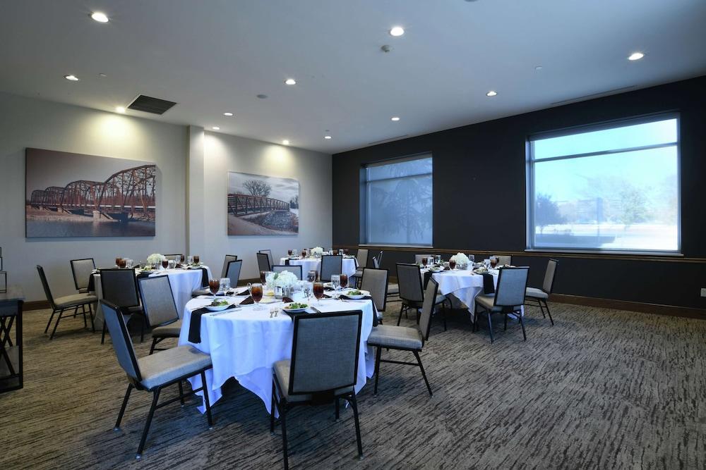 Embassy Suites Oklahoma City Downtown/Medical Center photo 38