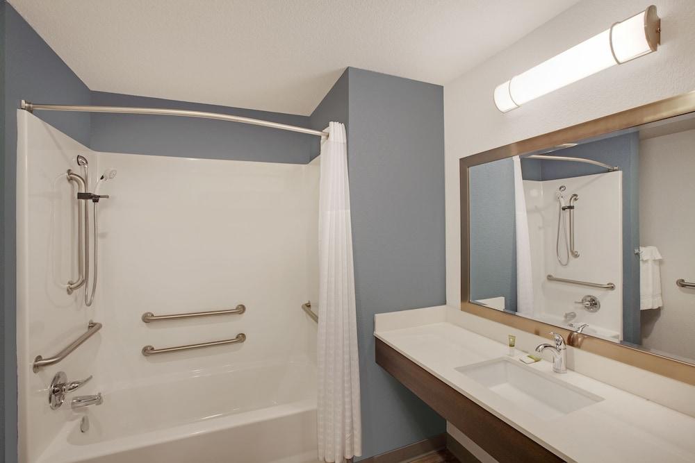 WoodSpring Suites San Antonio Stone Oak photo 21