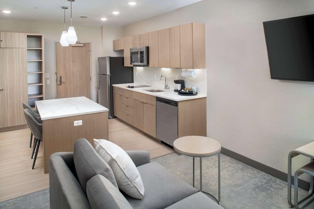 Homewood Suites by Hilton Ann Arbor photo 12