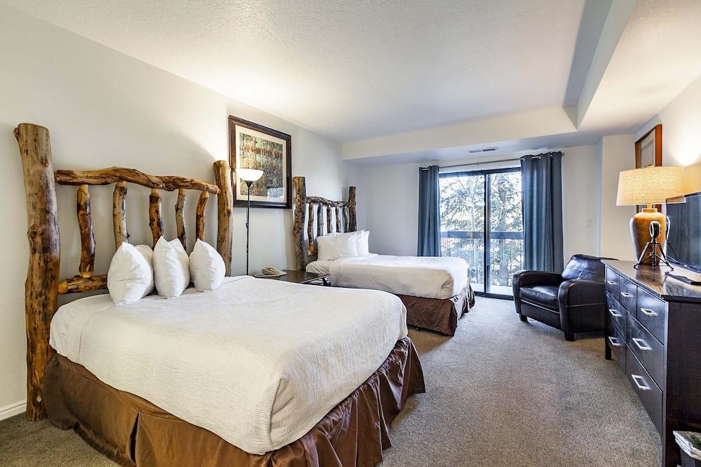 Shadow Ridge by All Seasons Resort Lodging photo 23