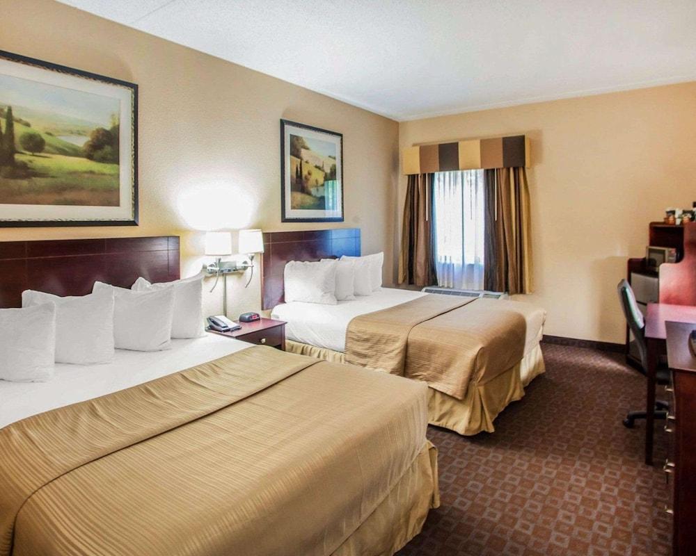 Quality Inn & Suites Peoria North photo 8
