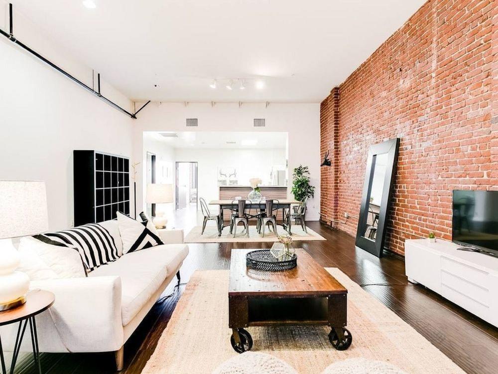 Abode Los Angeles - Downtown Historic Core photo 21