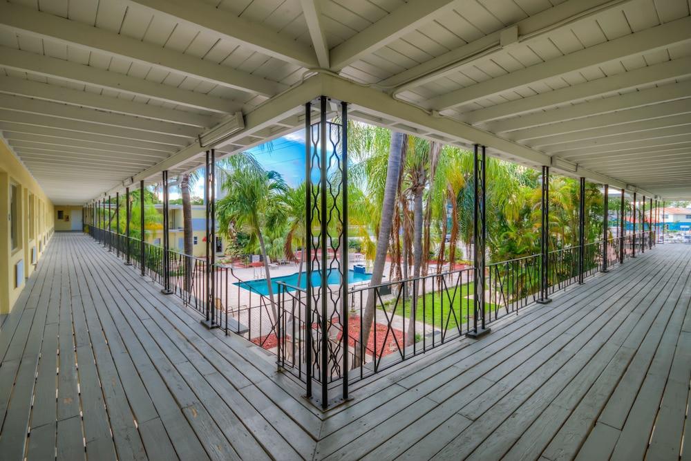 Key Largo Inn photo 11